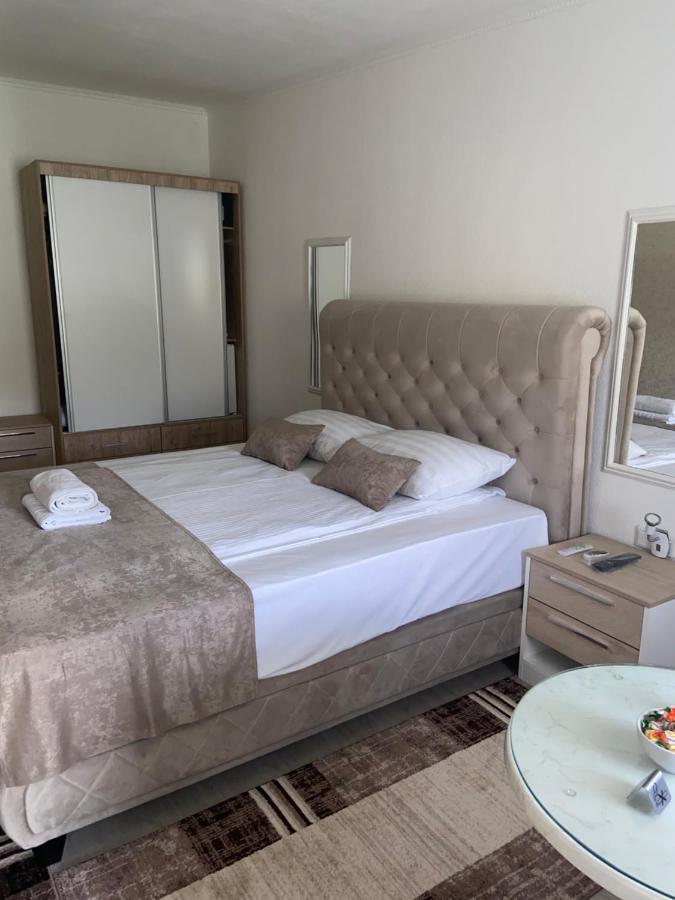 Hotel New Milenium Lukavac Экстерьер фото